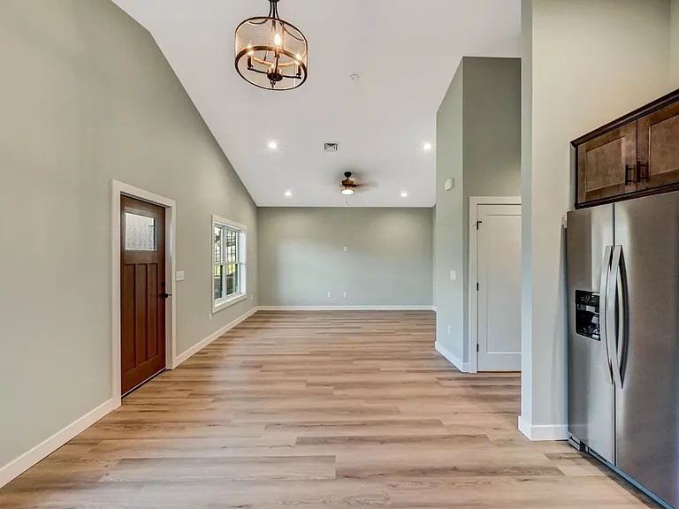 708 Harrison Ave #1 — Photo 28