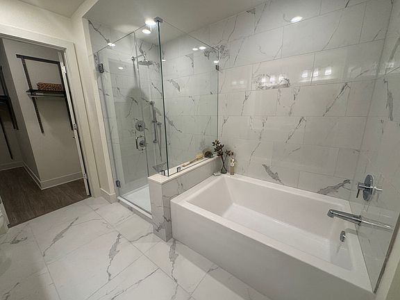 5th image of 235 SW 8th St #B