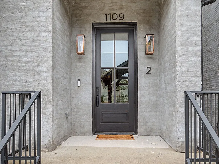 1109 Bate Ave #2 — Photo 4