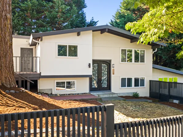 8801 NE 140th Pl, Bothell, WA 98034