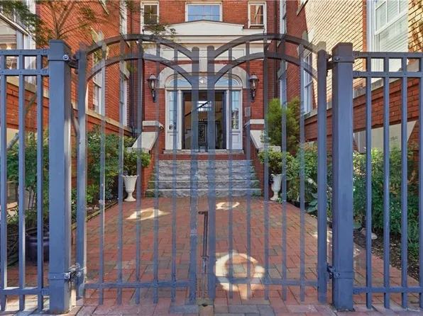 429 W York St APT 3D, Norfolk, VA 23510