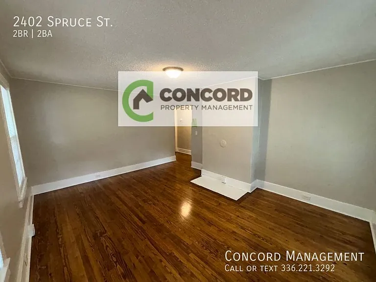 2402 Spruce St — Photo 9