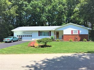 104 Sycamore Dr, Franklin, PA 16323