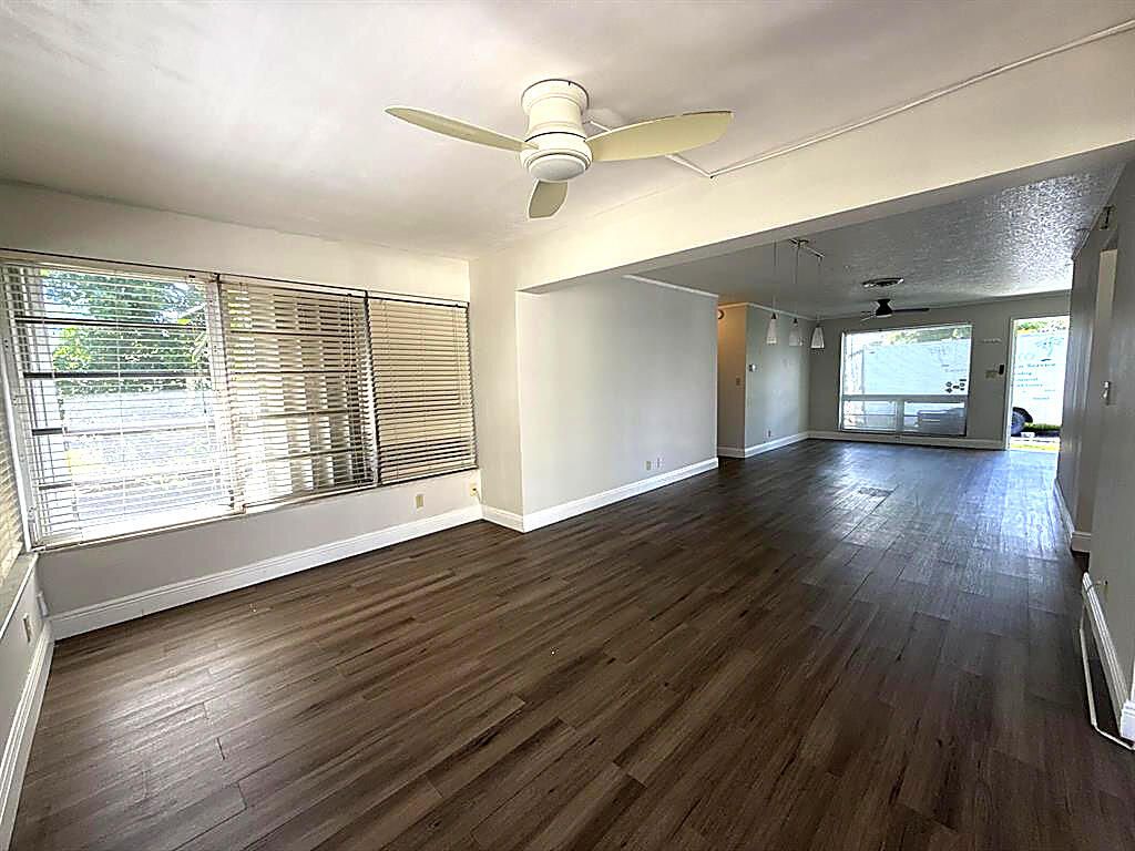 4020 NE 18th Ave, photo 8