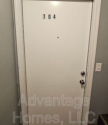 2nd image of 704 N 70th St