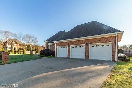 5th image of 2297 Ashford Dr
