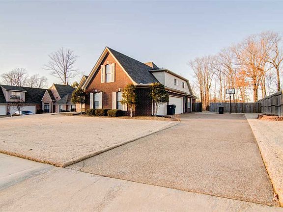 2nd image of 8330 Rebecca Woods Dr