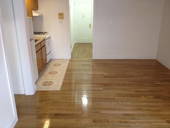 2nd image of 10818 72nd Ave