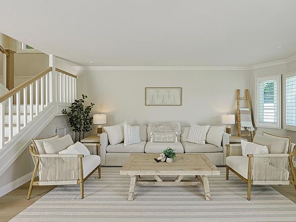 4th image of 868 A Ave
