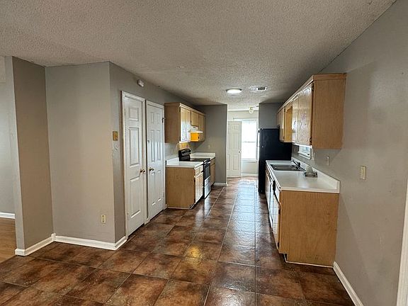 2nd image of 2508 Bonnie Jean Pl