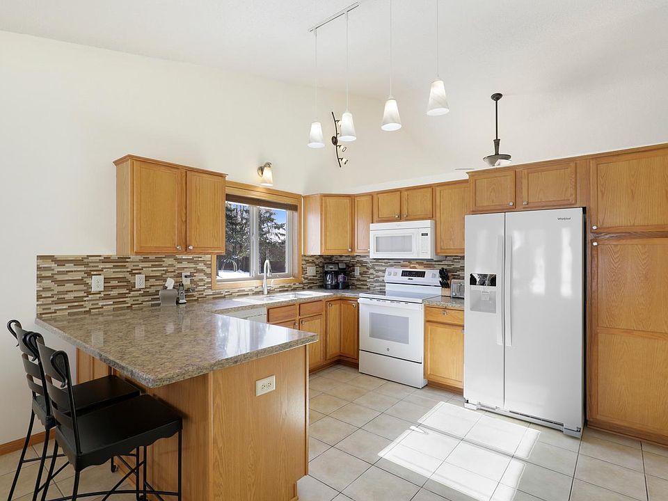 2246 125th Ln NW, Coon Rapids, MN 55448 | Zillow