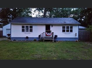 31 N Dangl Rd, Muskegon, MI 49442