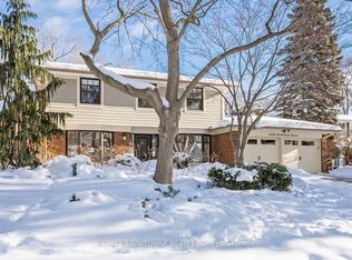 4226 Dunvegan Rd, Burlington, ON L7L1P8