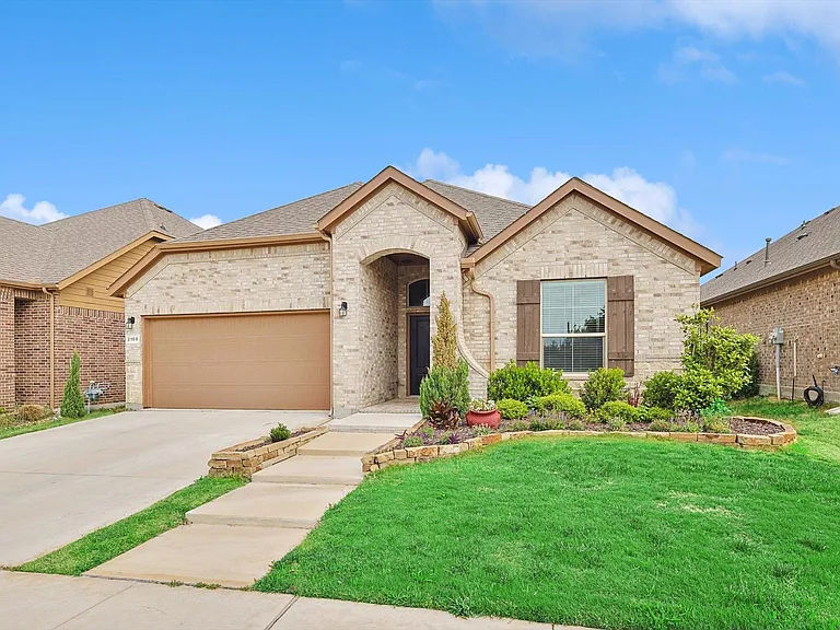 2108 Blackrail Ct — Photo 1