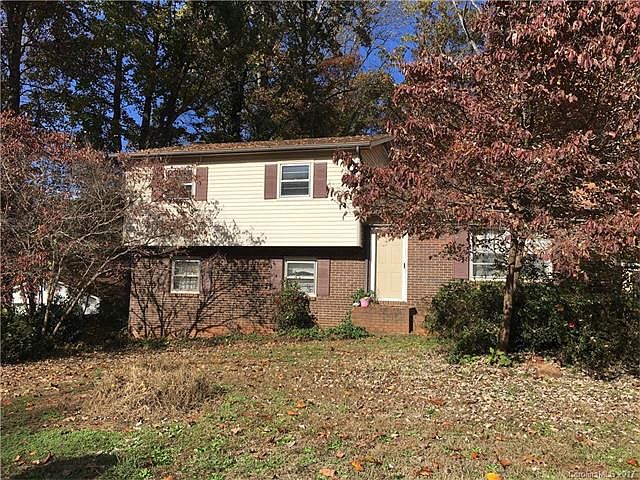 1st image of 375 Holly Cir #36