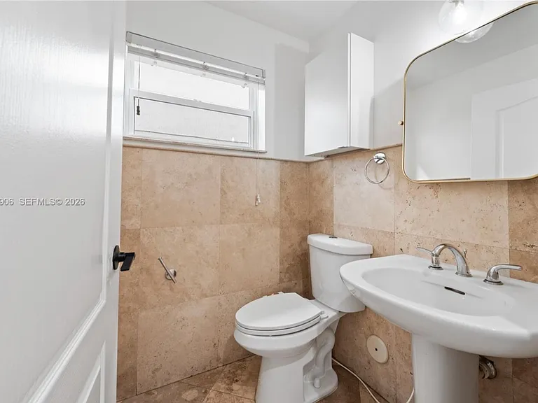2922 Virginia St #2922 — Photo 6