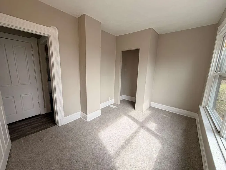 1063 Norwood Ave #1 — Photo 14