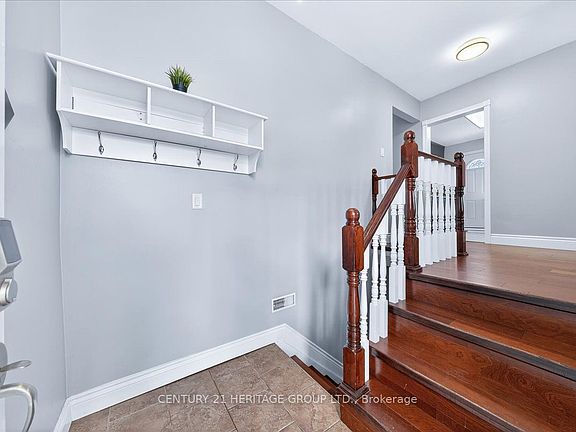 5th image of 130 Rangoon Rd