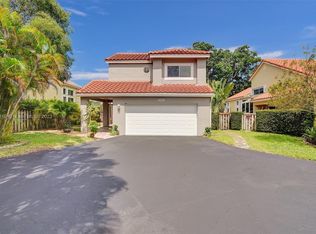 10021 NW 3rd Ct, Plantation, FL 33324