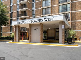 2300 Pimmit Dr APT 114, Falls Church, VA 22043