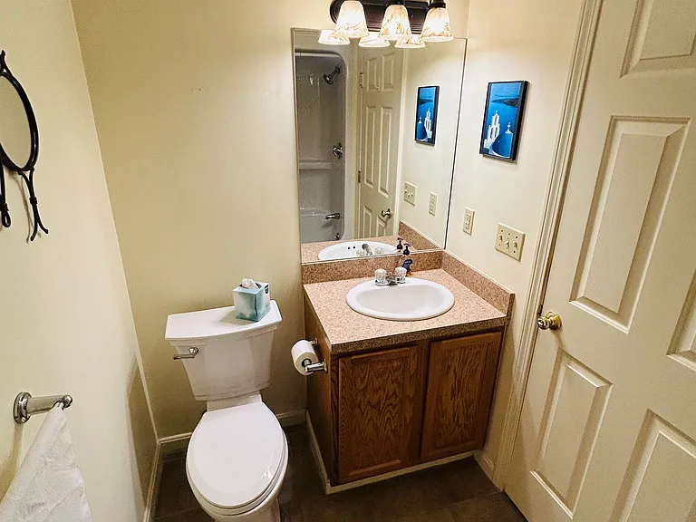 1800 Douglas Ave #101 — Photo 16