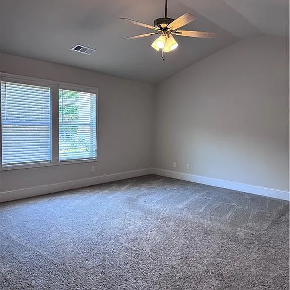 1850 Silver Crest Way — Photo 25