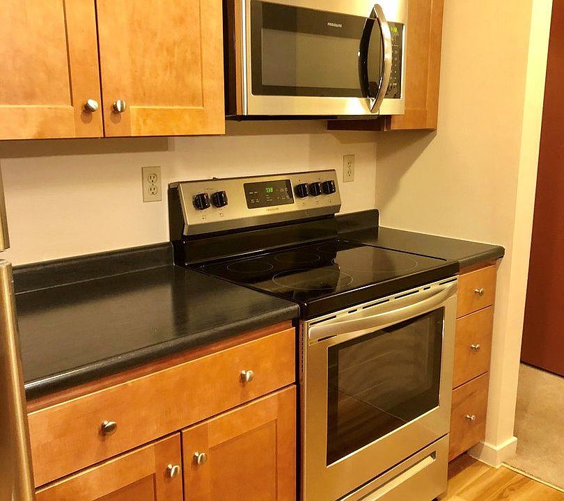 1st image of 200 W Housatonic St APT 9