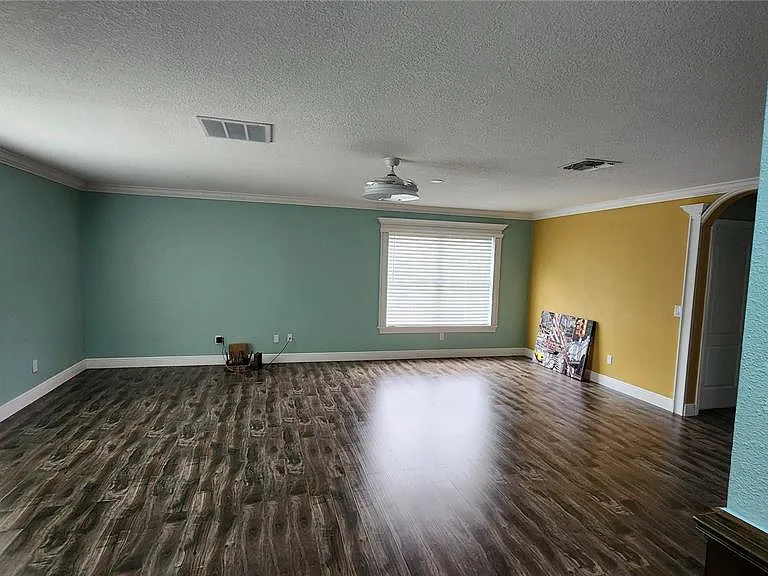 7809 Rex Hill Trl — Photo 15