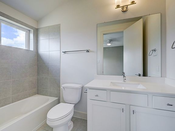 5th image of 4813 Martin Oaks Ln #4813