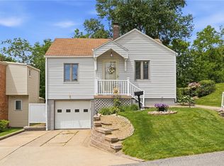 29 Colecrest St, Carnegie, PA 15106