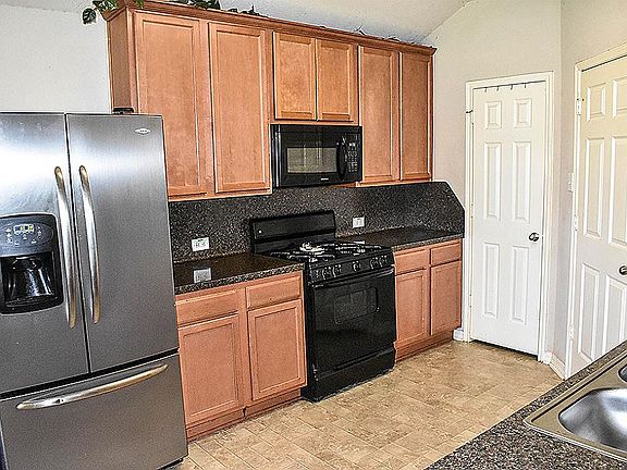 5th image of 7023 Twin Creek Dr