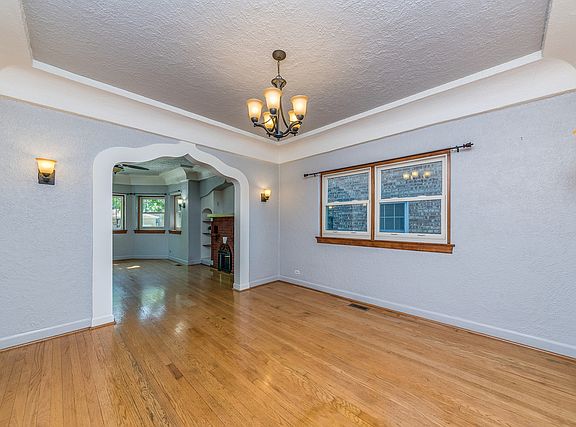 5th image of 5422 W Ardmore Ave