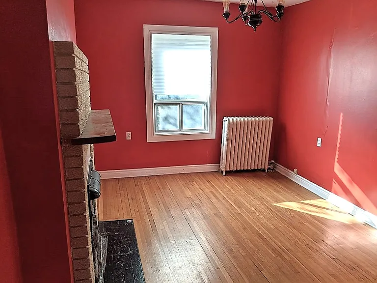 583 Dovercourt Rd #2 — Photo 15