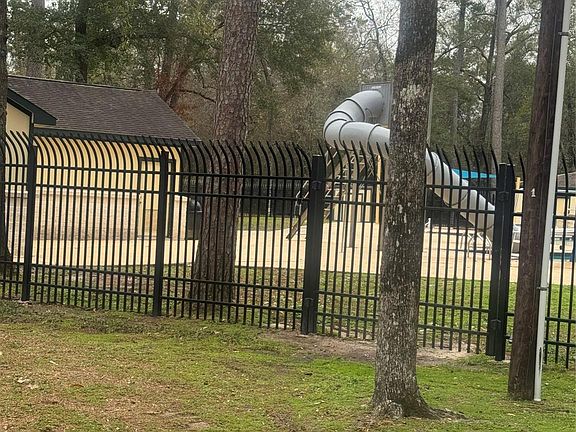 5th image of 2910 Big Meadows Dr