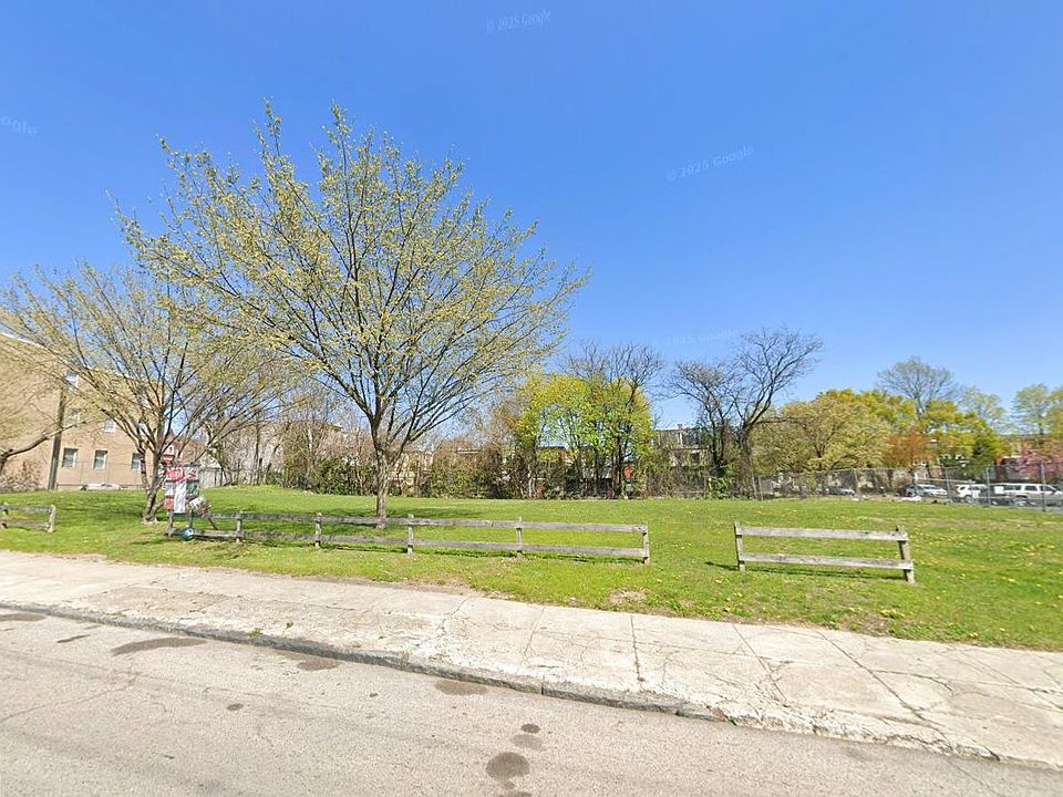 2nd image of 3221 N 16th St