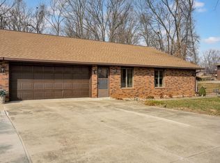 500-10 Greentree Dr, Bedford, IN 47421