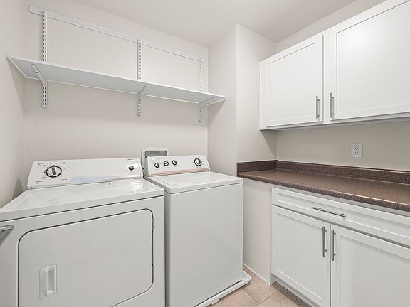 4th image of 1325 Republic St APT A