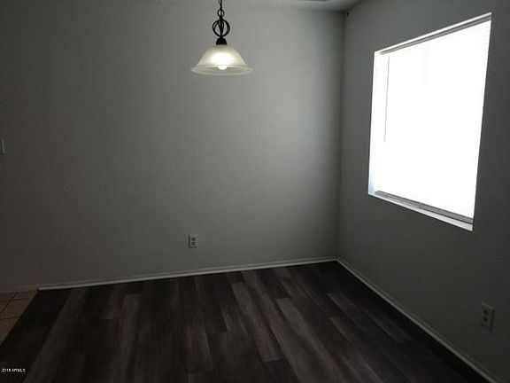 4th image of 1012 N Campbell Dr