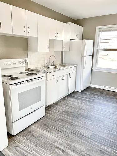 Meadowlark Apartments Photo 1