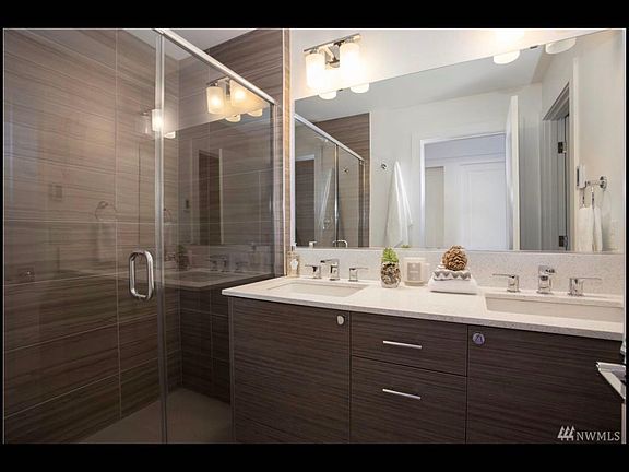 5th image of 7433 4th Ave NE #A