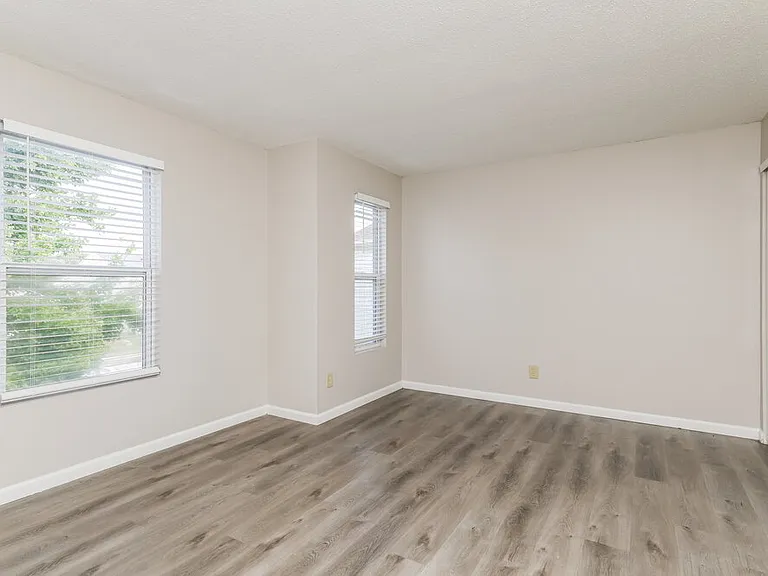 6336 Alonzo Dr — Photo 12