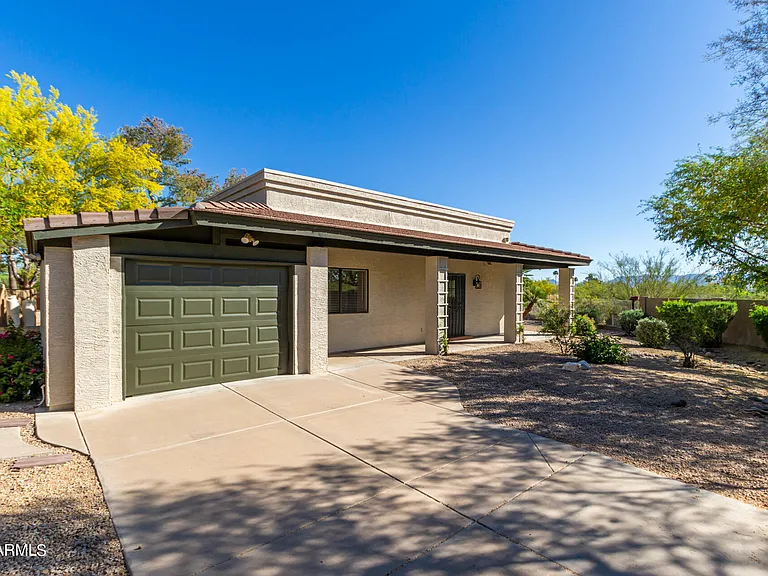 4226 E Onyx Ave — Photo 3