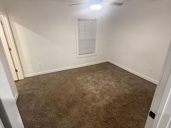 5th image of 123 Oak St