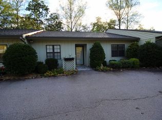 615B Oak Creek Rd, Franklin, NC 28734