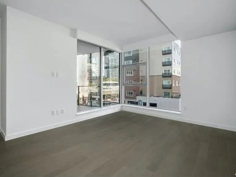 188 Bellevue Way NE #308 — Photo 11
