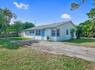 4776 Carver St, Lake Worth, FL 33463