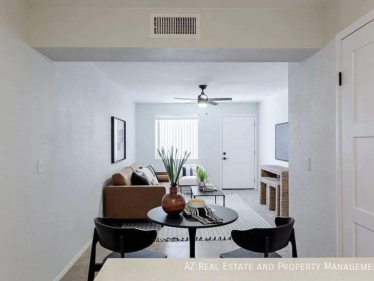 1615 N 51st St #4 — Photo 11