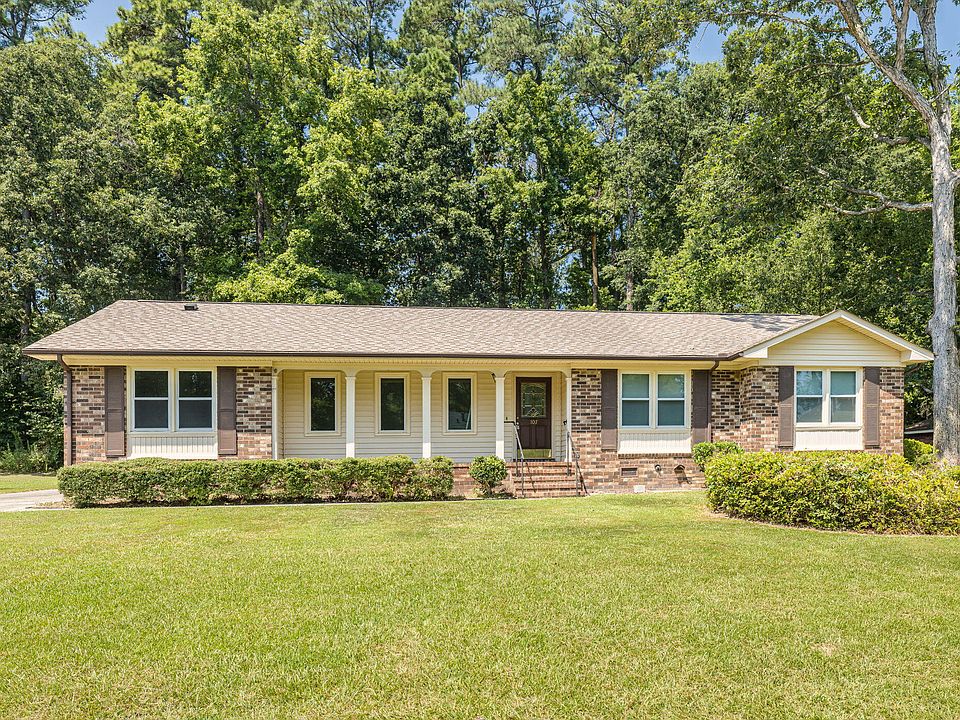 1st image of 107 Dresden Drive