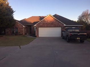 9924 Fawn Hollow Rd, Mustang, OK 73064