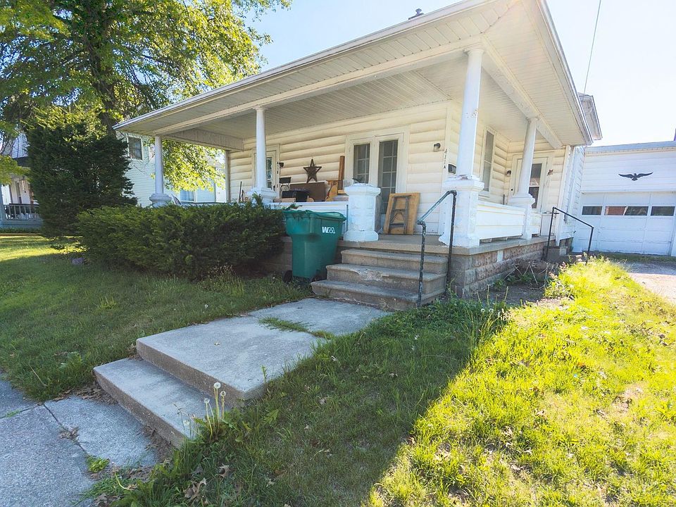 2nd image of 411 S Center St